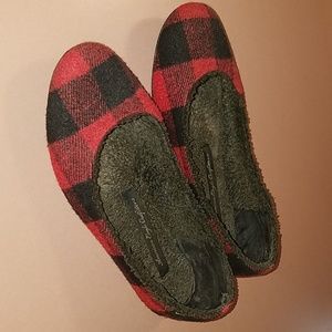 Buffalo plaid shoes size 9w